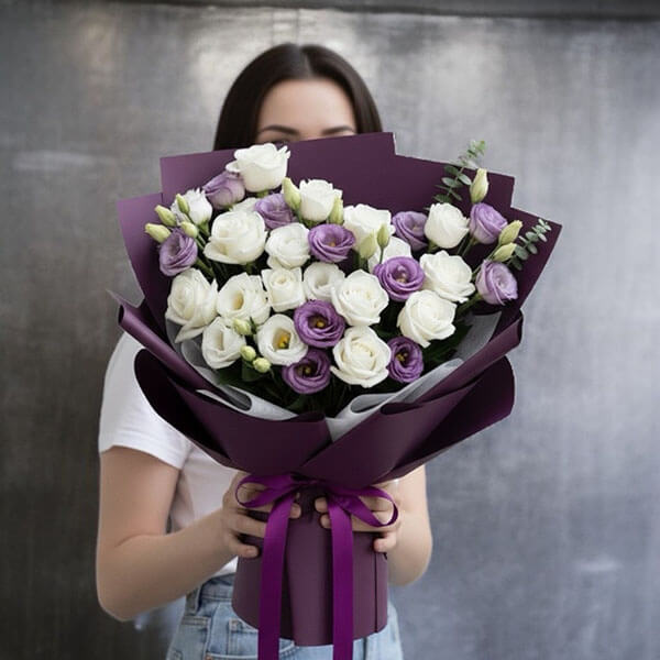 ช่อดอกไม้สดโทนขาว-ม่วง RV011 (Purple Passion)