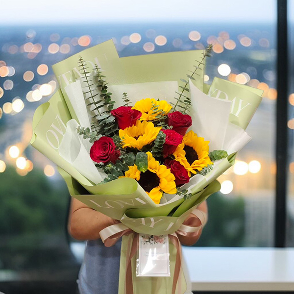 ช่อทานตะวันโทนธรรมชาติ ให้กำลังใจในทุกวัน