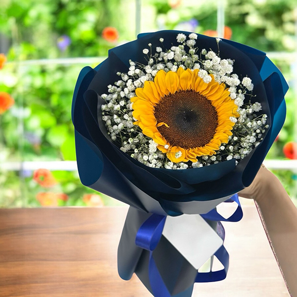 ช่อทานตะวันแสดงความยินดี พร้อมการ์ดฟรี