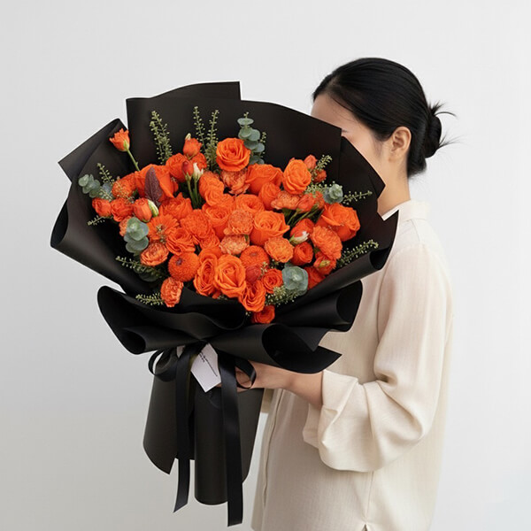 ช่อดอกไม้ Orange Bloom Bouquet