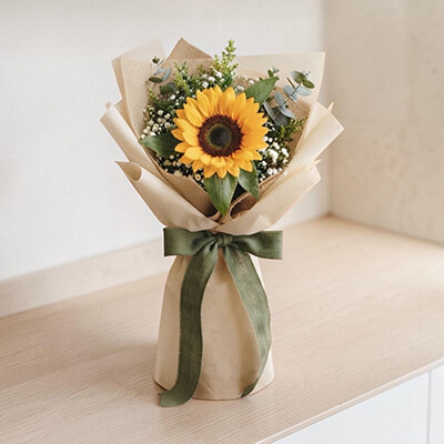 Single Sunflower Minimalist Bouquet ช่อดอกทานตะวันมินิมอล 1 ดอกใหญ่ แทนรักมั่นคงและพลังบวก Sunny Bright