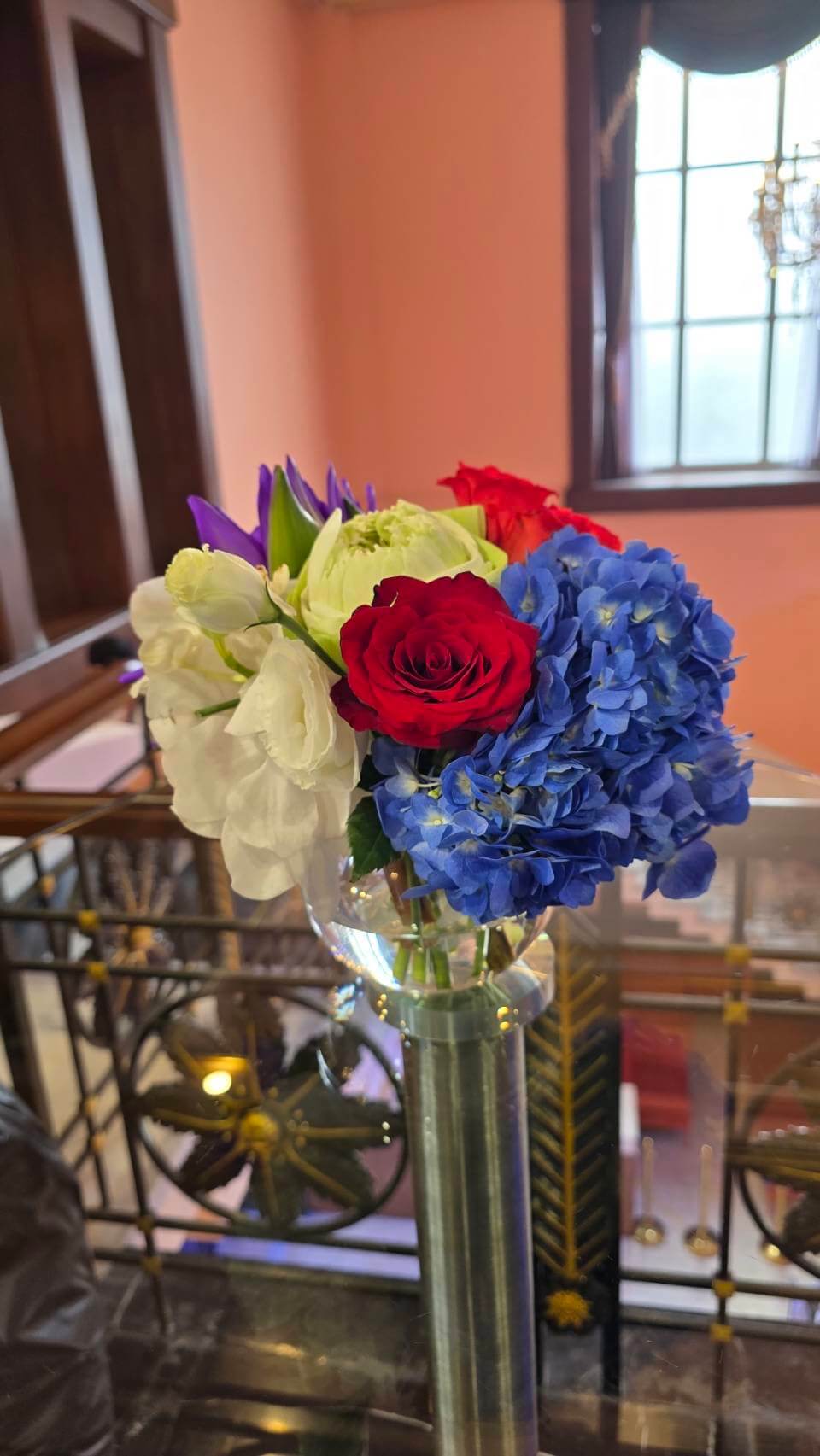 Premium Banquet Table Flower Vases by Story of Flower
