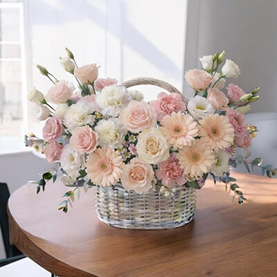 Blossom Warmth Mother&rsquo;s Day Luxury Pink Peach Rose & Gerbera Flower Basket